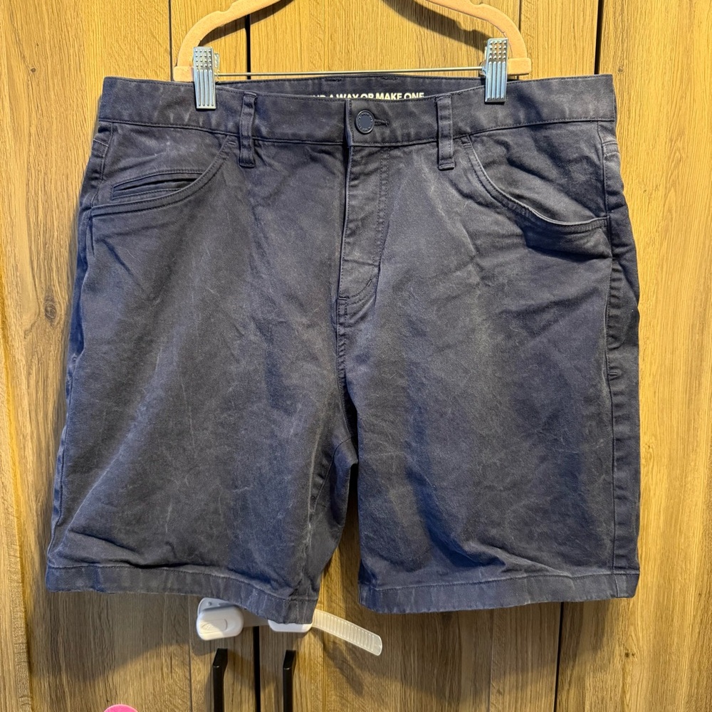 Rhone 8" Everyday Twill Shorts Men's 35 Navy Blue Stretch